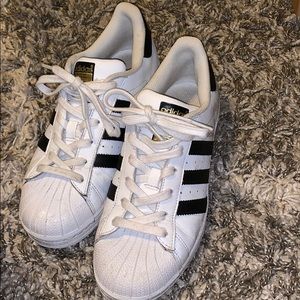 Women’s Adidas Superstar shoes size 8